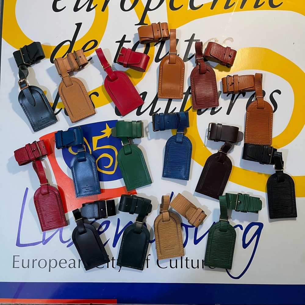 Rare Louis Vuitton Luggage Tags
& Poignet Sets (Price per 1 Set Each) - Picture 11 of 12